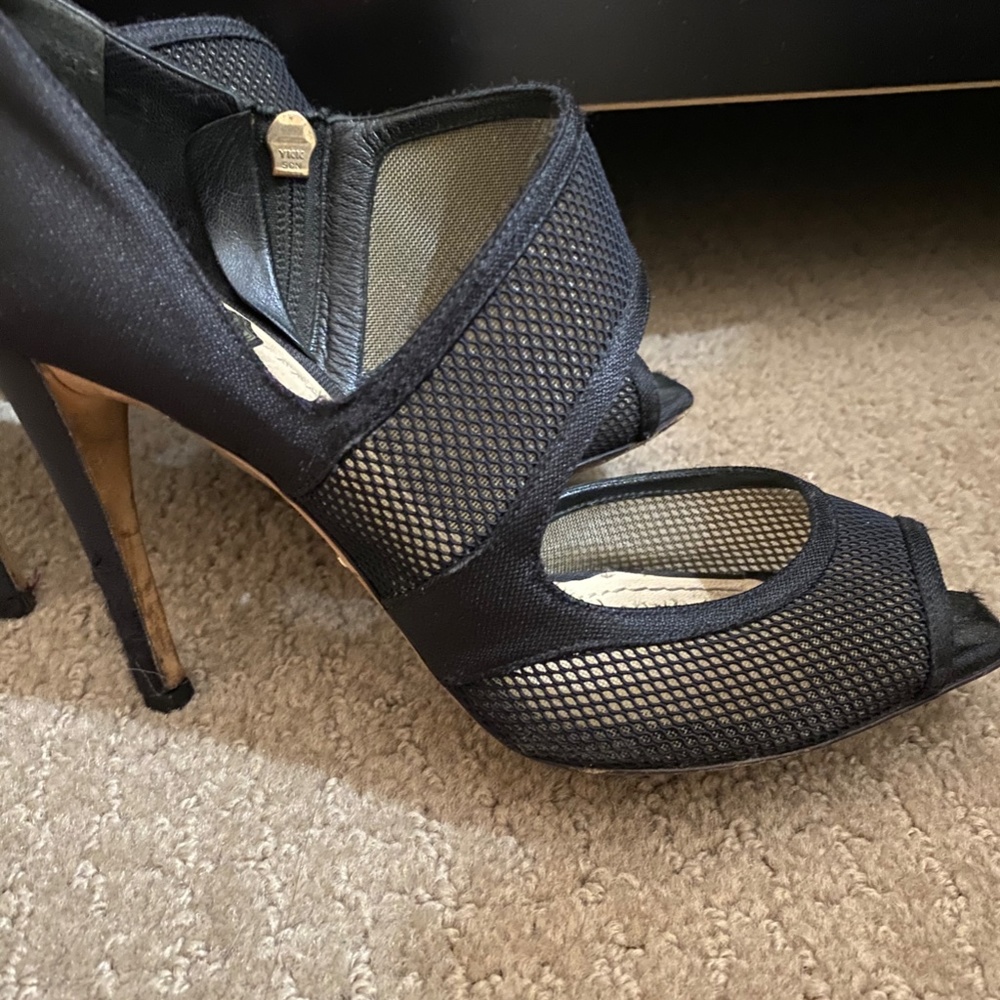 Christian dior heels - Picture 3 of 3